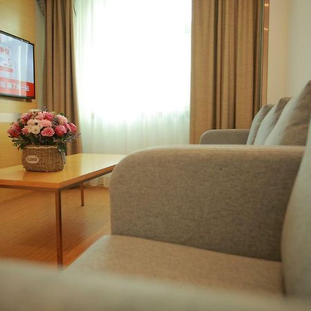 Greentree Inn Shanghai Hongqiao Airport Apartment Hotel מראה חיצוני תמונה