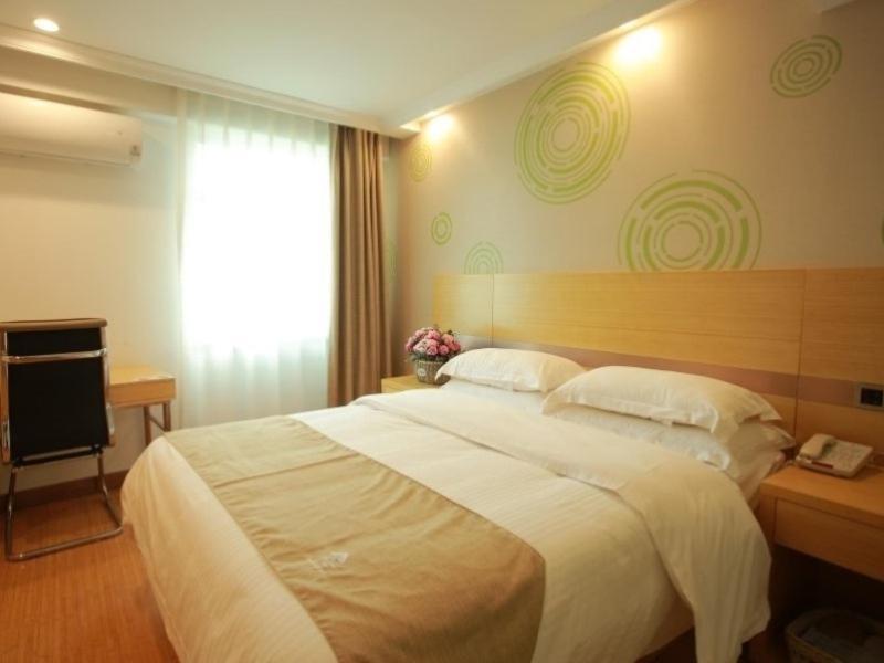 Greentree Inn Shanghai Hongqiao Airport Apartment Hotel מראה חיצוני תמונה