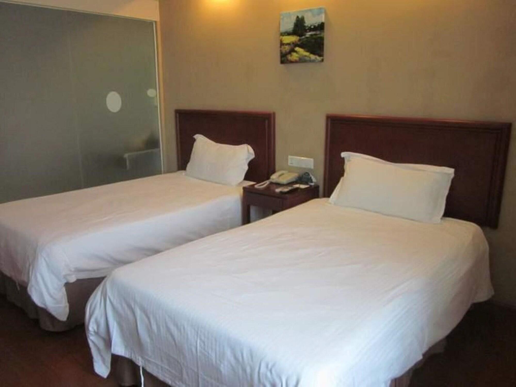 Greentree Inn Shanghai Hongqiao Airport Apartment Hotel מראה חיצוני תמונה