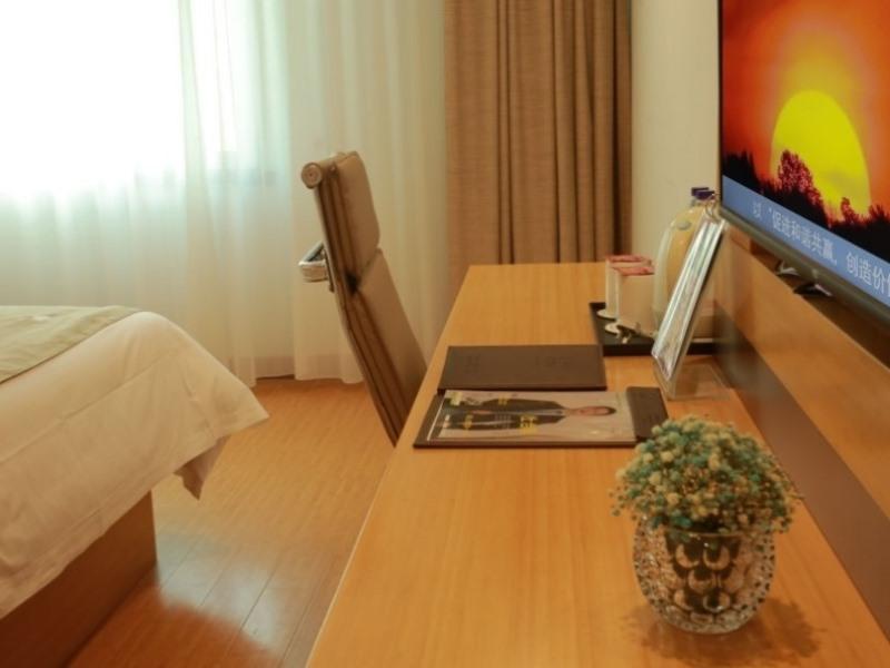 Greentree Inn Shanghai Hongqiao Airport Apartment Hotel מראה חיצוני תמונה