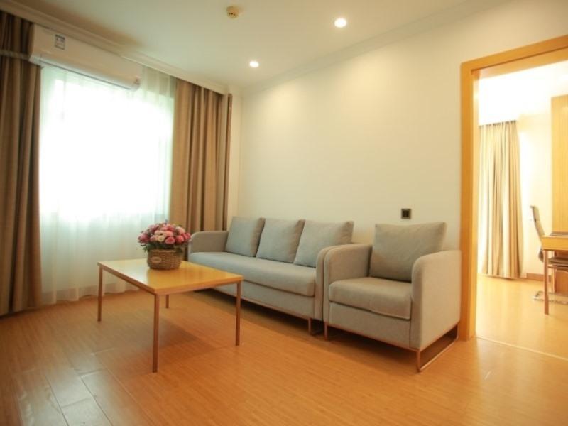 Greentree Inn Shanghai Hongqiao Airport Apartment Hotel מראה חיצוני תמונה