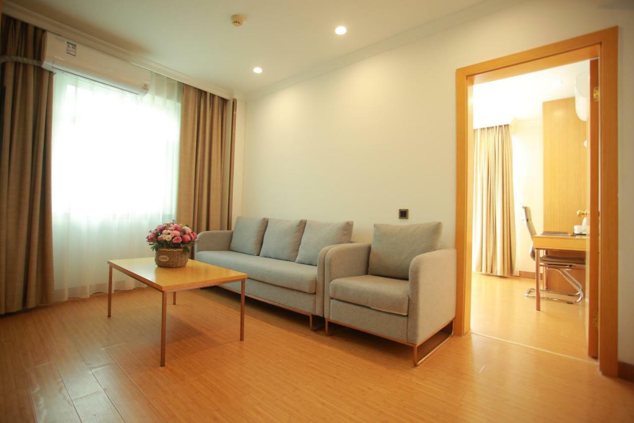 Greentree Inn Shanghai Hongqiao Airport Apartment Hotel מראה חיצוני תמונה