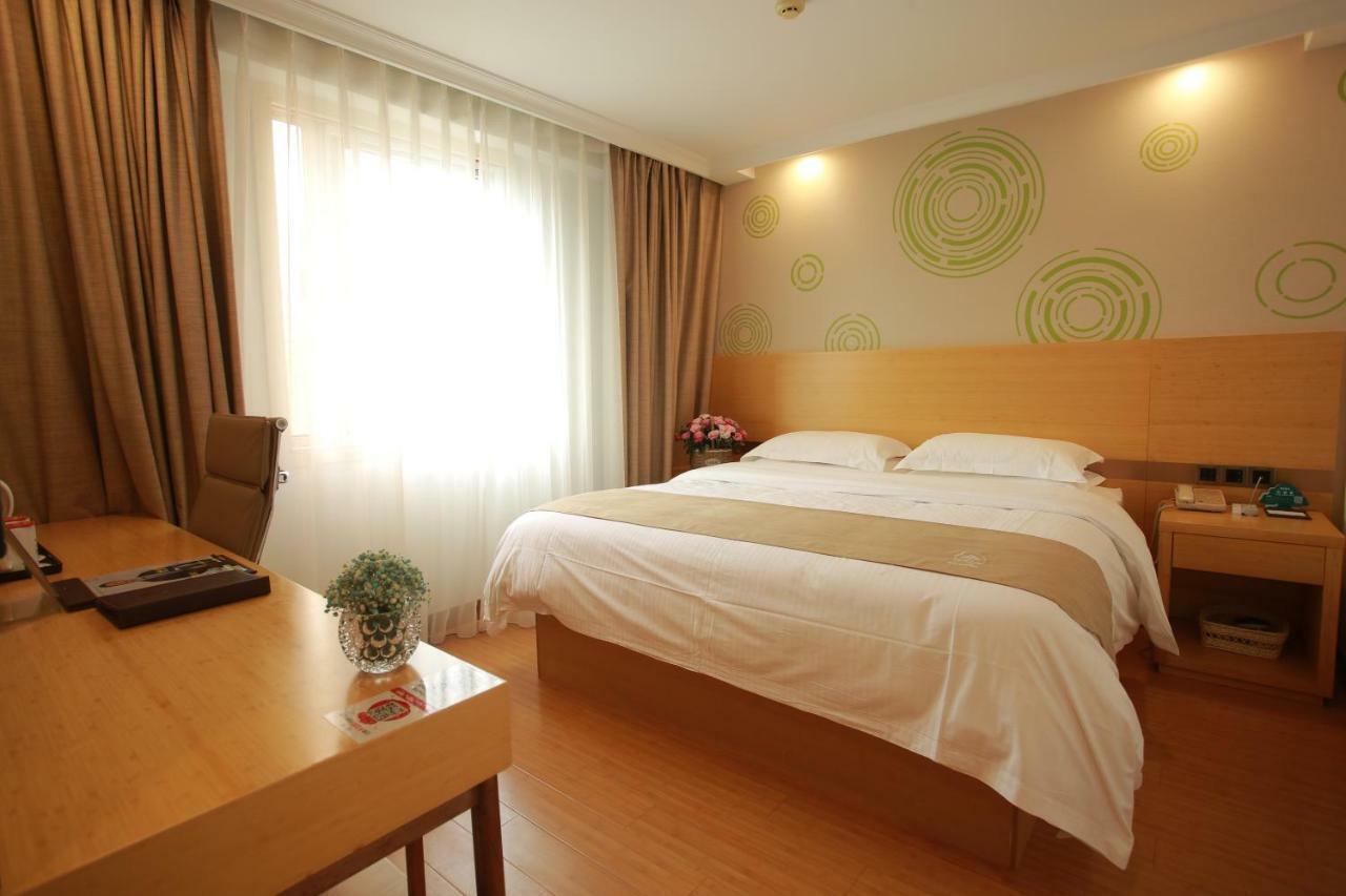 Greentree Inn Shanghai Hongqiao Airport Apartment Hotel מראה חיצוני תמונה