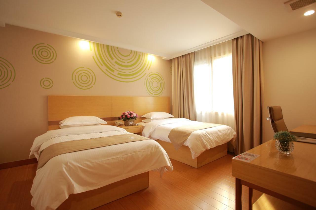 Greentree Inn Shanghai Hongqiao Airport Apartment Hotel מראה חיצוני תמונה